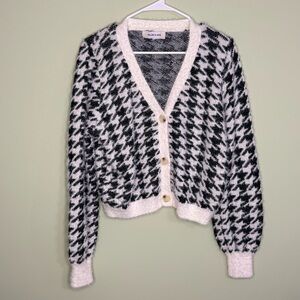 Willow Wind Anthropologie Women S Houndstooth Sweater Black White crop cardigan